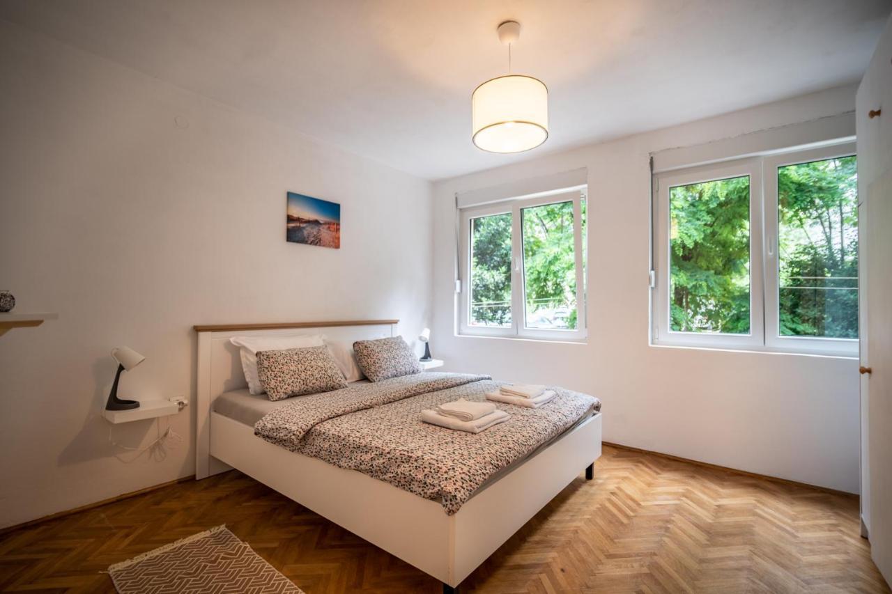 Cozy Apartment, 10 Minutes Walking Distance From The Old Town Kotor Zewnętrze zdjęcie